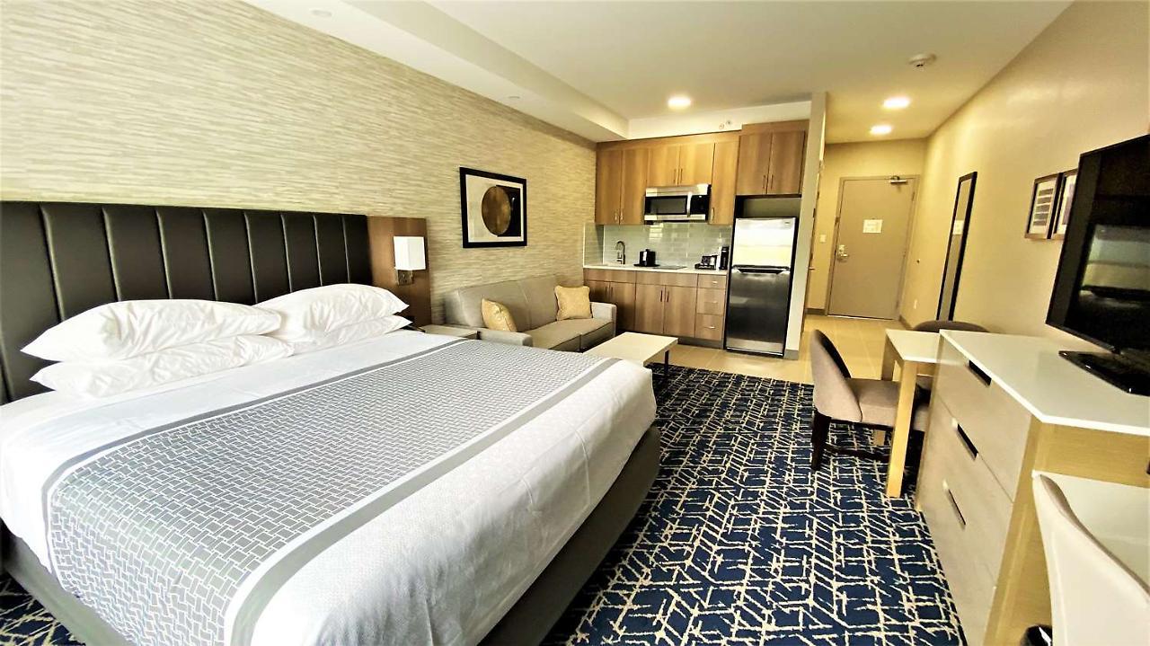 Best Western Premier Route 97 Вернон Екстер'єр фото