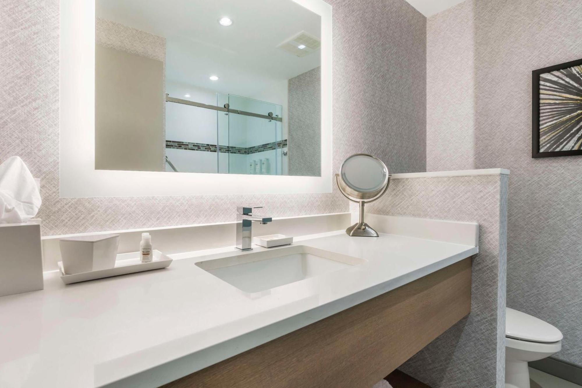 Best Western Premier Route 97 Вернон Екстер'єр фото