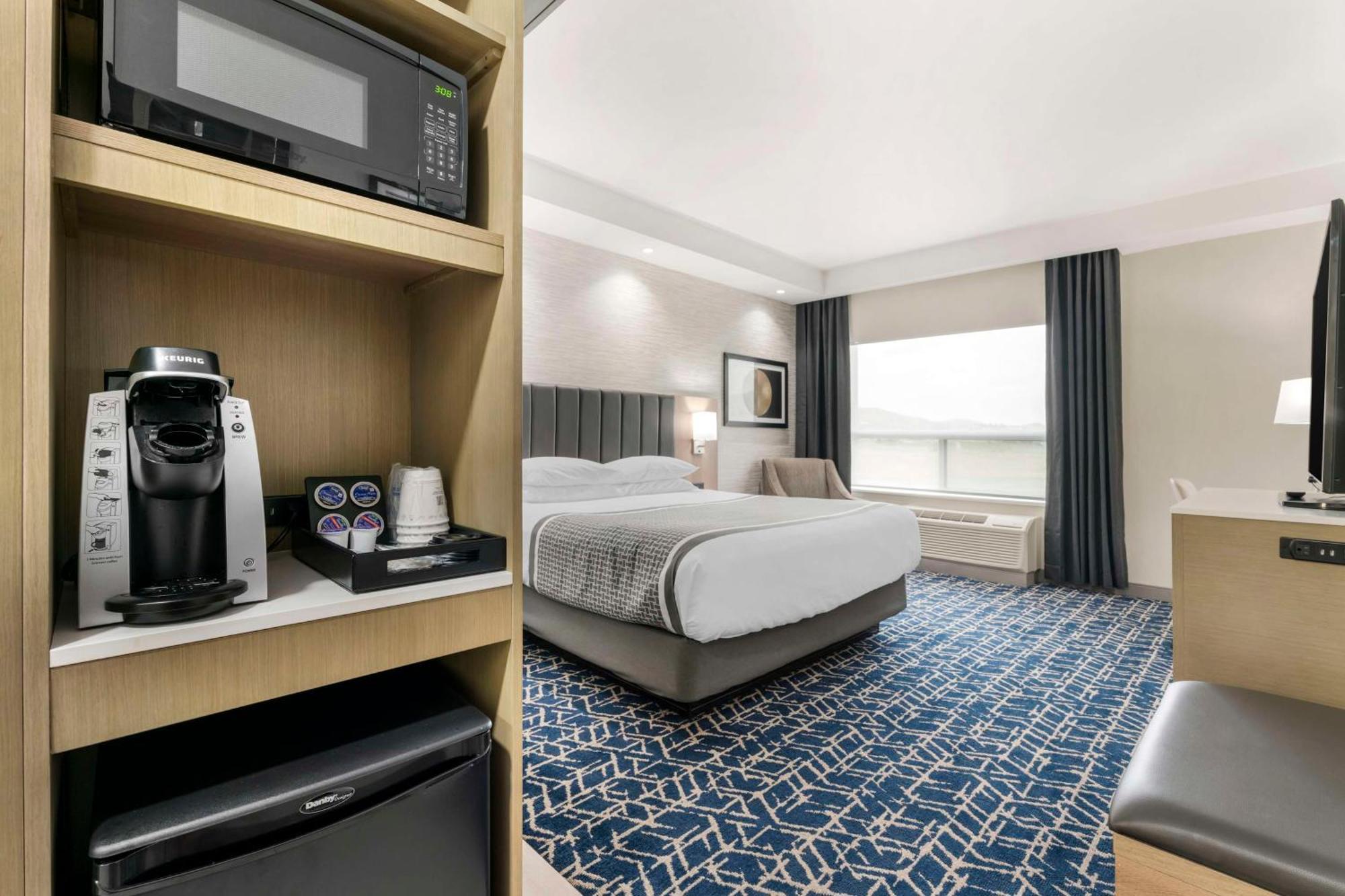 Best Western Premier Route 97 Вернон Екстер'єр фото