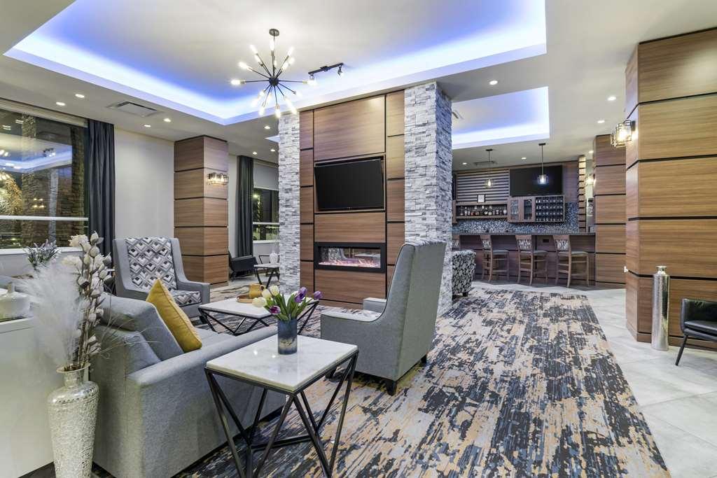 Best Western Premier Route 97 Вернон Інтер'єр фото